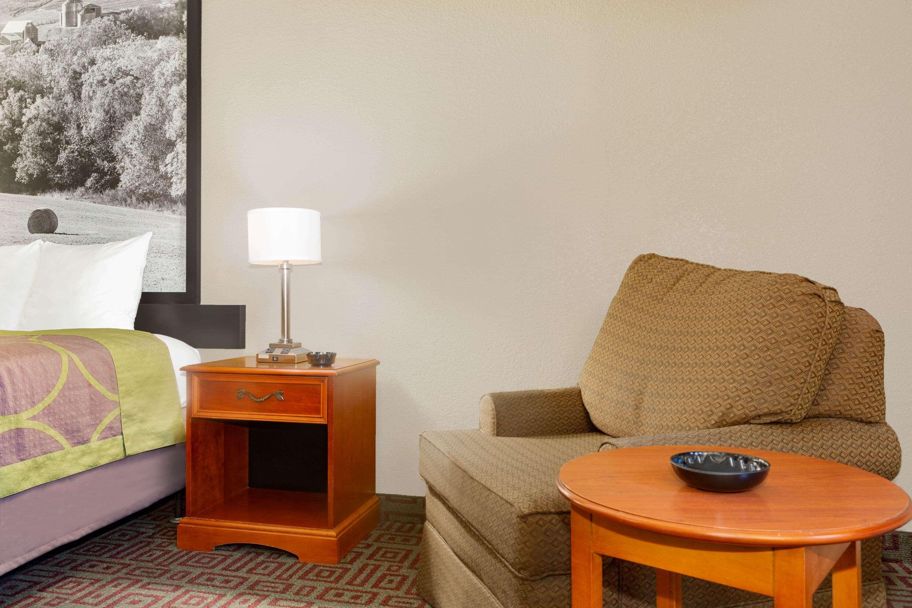 Super 8 By Wyndham Fort Madison Εξωτερικό φωτογραφία
