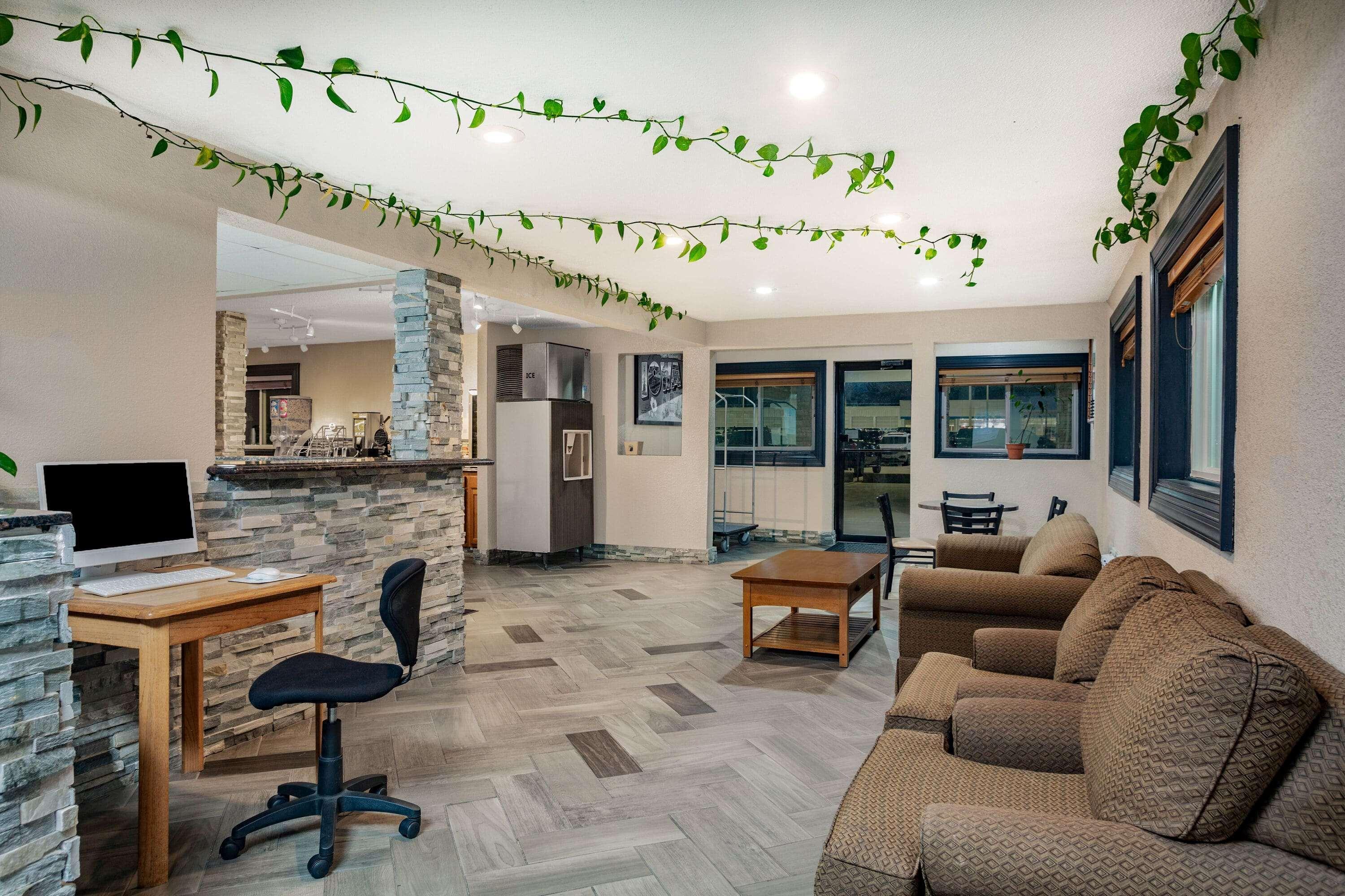 Super 8 By Wyndham Fort Madison Εξωτερικό φωτογραφία
