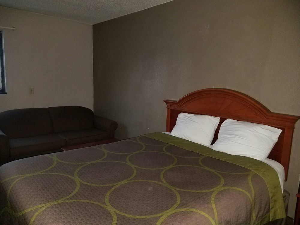 Super 8 By Wyndham Fort Madison Εξωτερικό φωτογραφία